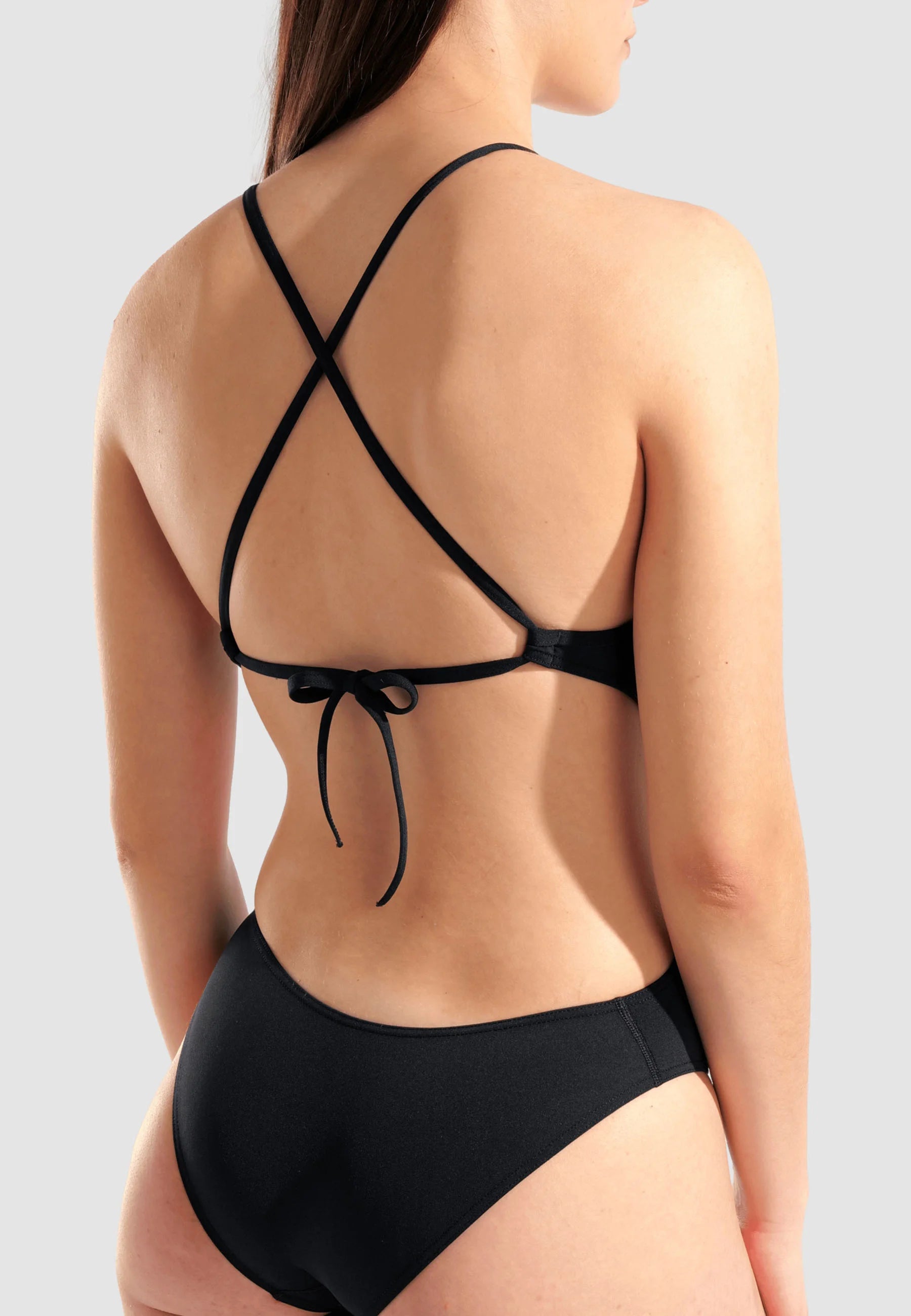 Arena Solid Tie Back